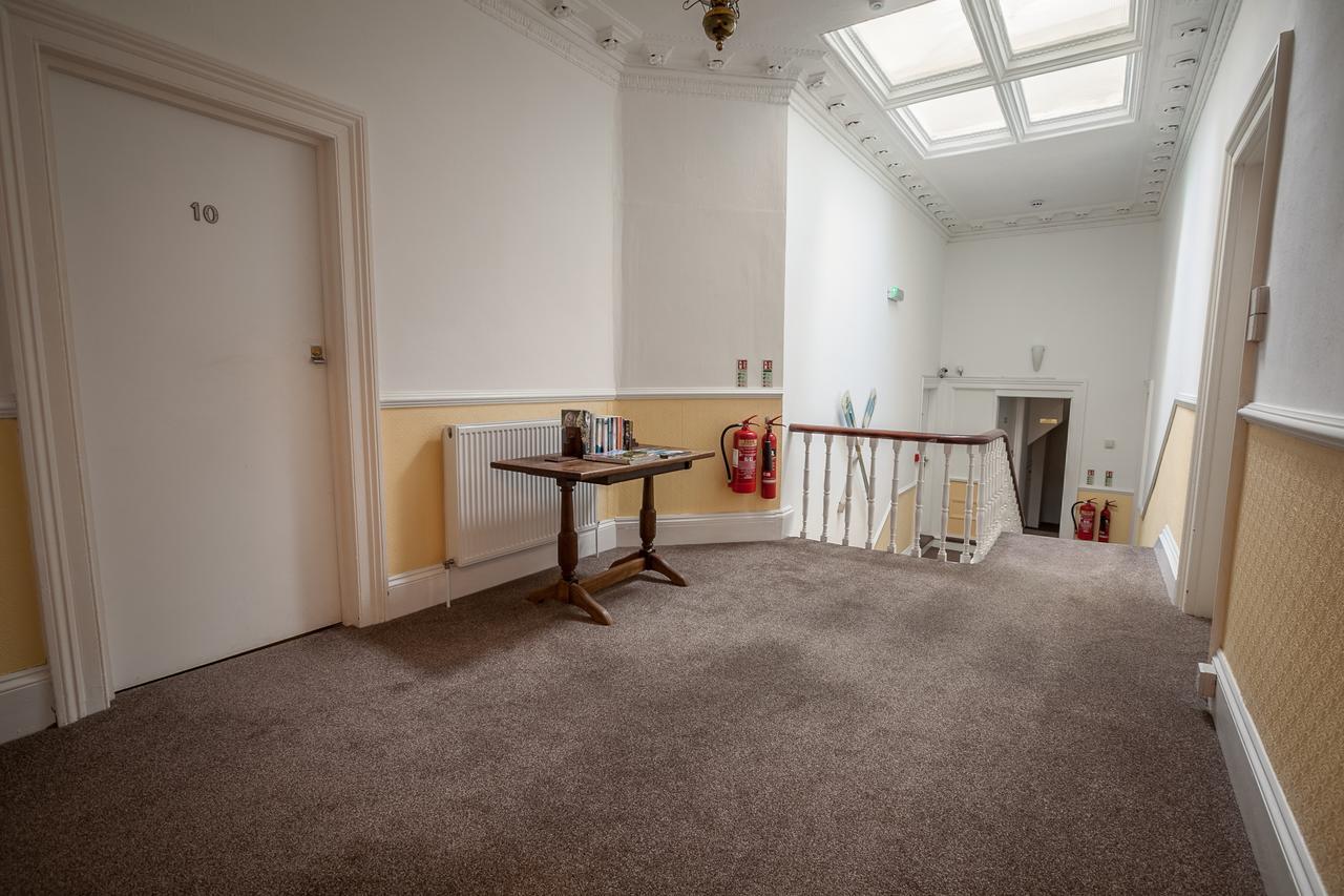 Clydesdale Apartments Торкі Екстер'єр фото