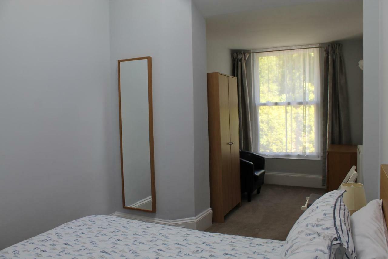 Clydesdale Apartments Торкі Екстер'єр фото